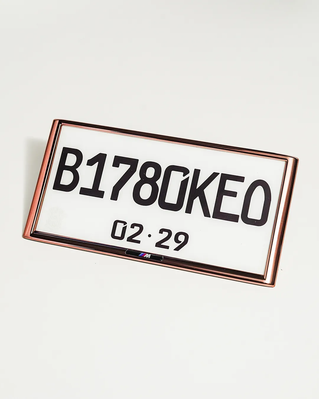 "FRAMED" Plate Frame